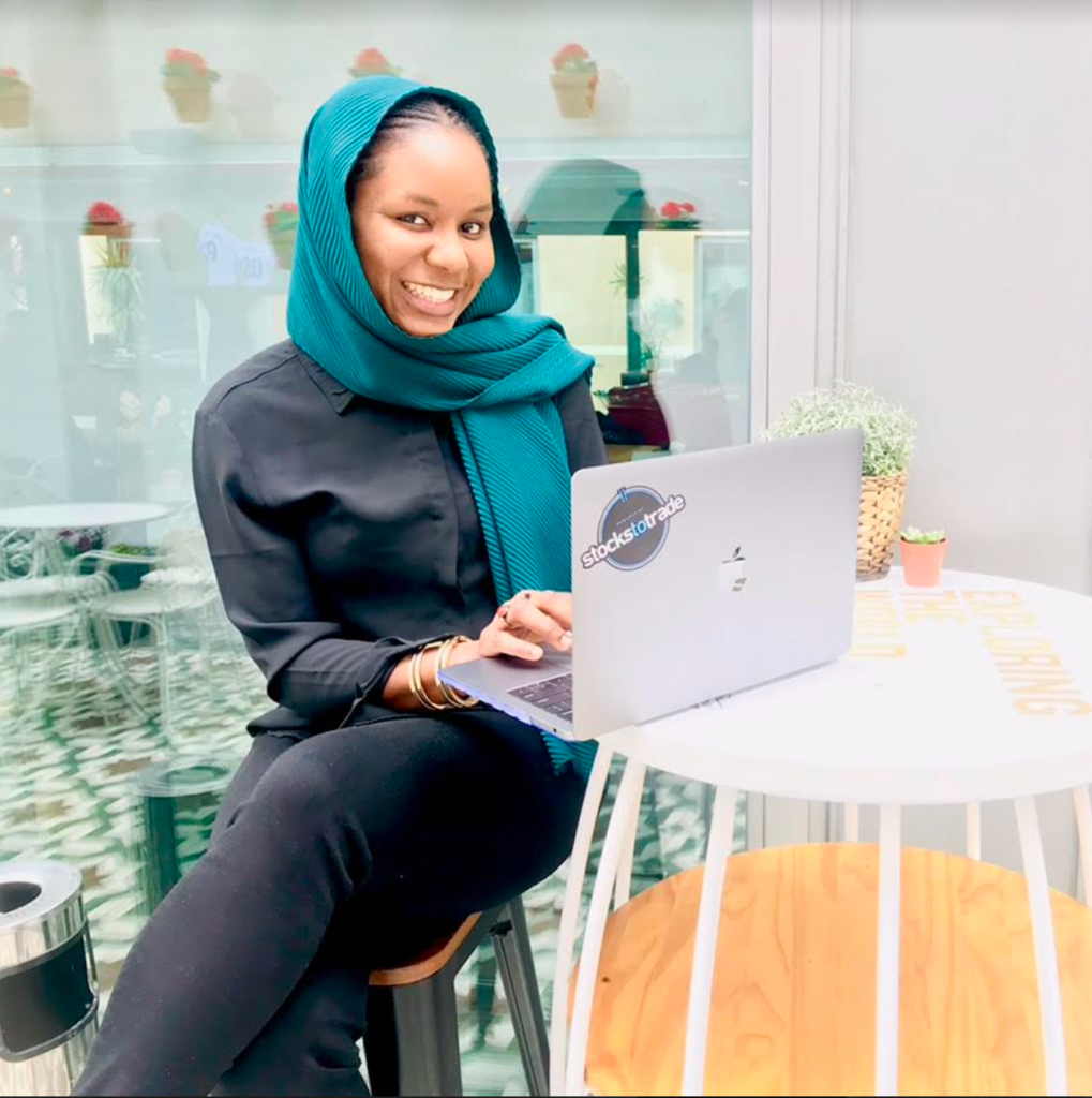 woman using her laptop
